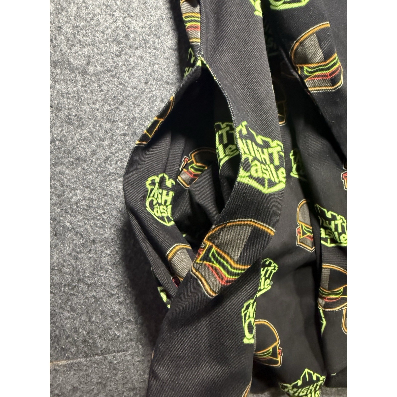 Shinesty Night Castle Burger Print Long Sleeve Button Down Shirt Large Nwt — image 5 of 8